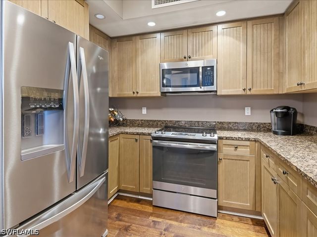 1065 Borghese LN 2005, Naples, FL 34114