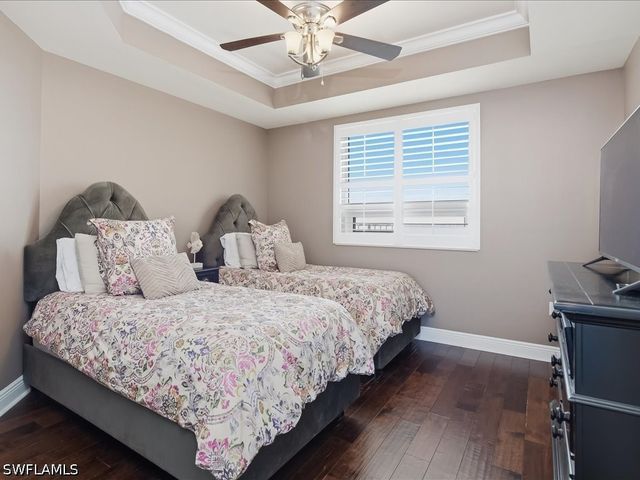 1065 Borghese LN 2005, Naples, FL 34114