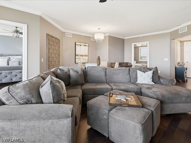 1065 Borghese LN 2005, Naples, FL 34114