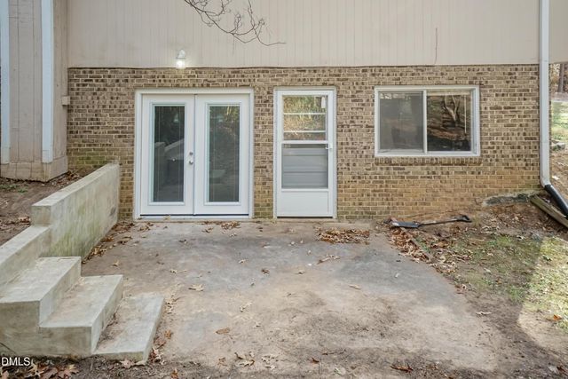 5829 Sandstone Drive, Durham, NC 27713