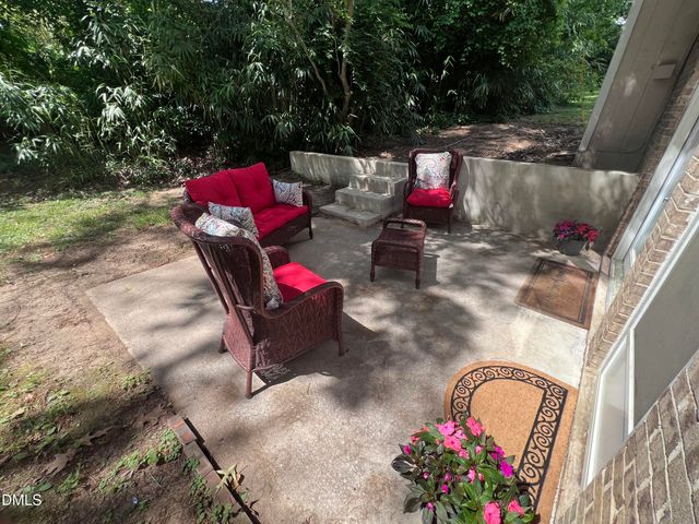 5829 Sandstone Drive, Durham, NC 27713