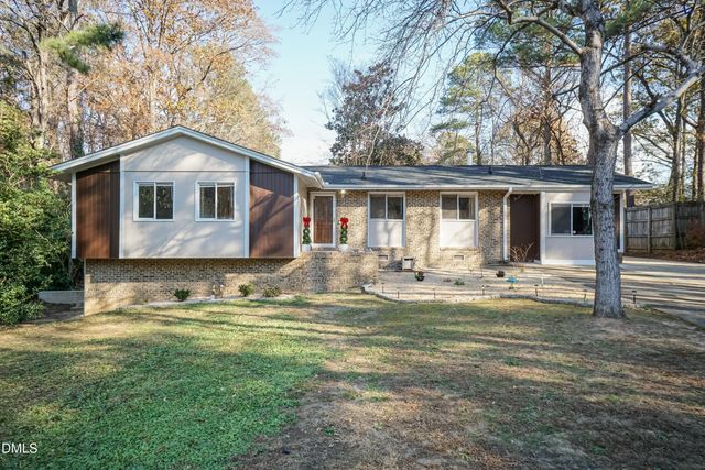 5829 Sandstone Drive, Durham, NC 27713