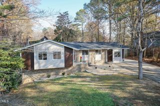 5829 Sandstone Drive, Durham, NC 27713