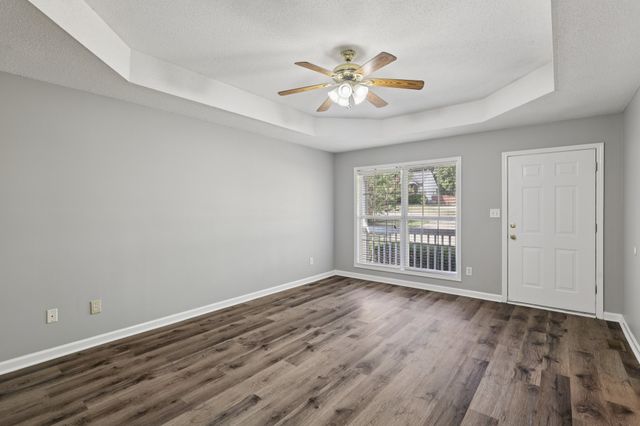 1447 Amy Ave, Clarksville, TN 37042