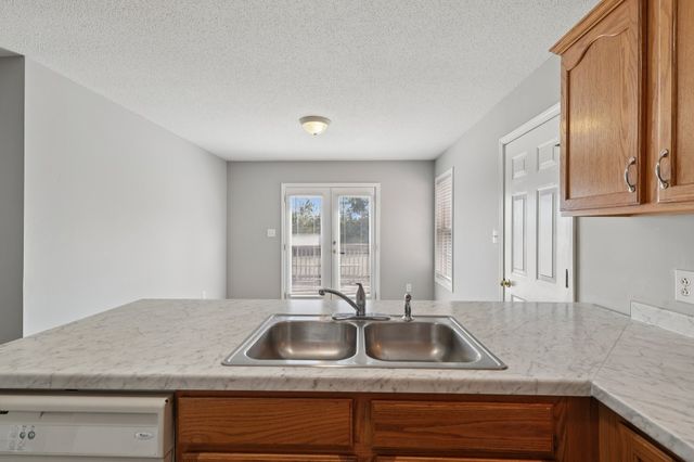 1447 Amy Ave, Clarksville, TN 37042