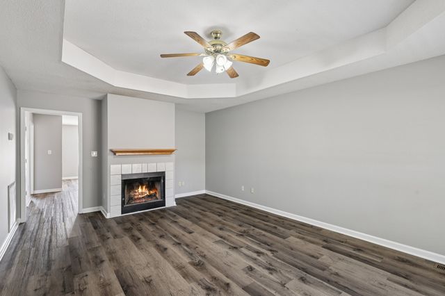 1447 Amy Ave, Clarksville, TN 37042