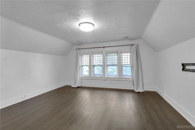 29 Livingston Street, Buffalo, NY 14213