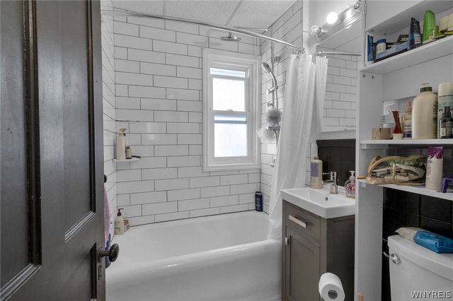 29 Livingston Street, Buffalo, NY 14213