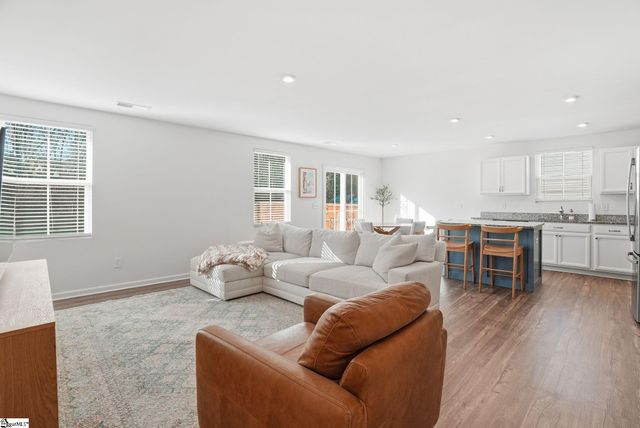 130 Barrington Creek Road, Piedmont, SC 29673