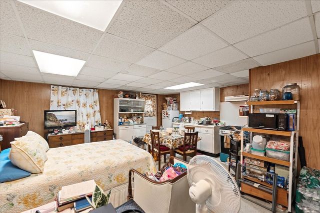 716 HEMLOCK Street, New York City, NY 11208