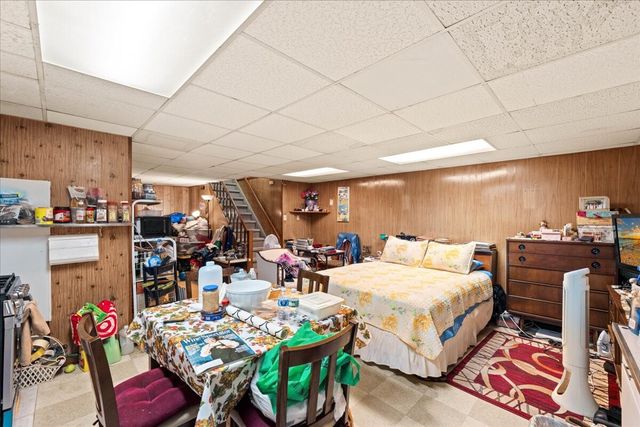 716 HEMLOCK Street, New York City, NY 11208