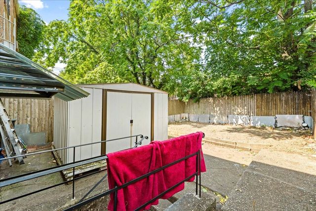 716 HEMLOCK Street, New York City, NY 11208