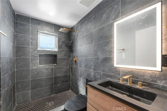 5150 Ithaca, Los Angeles, CA 90032