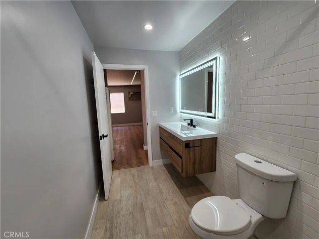 5150 Ithaca, Los Angeles, CA 90032