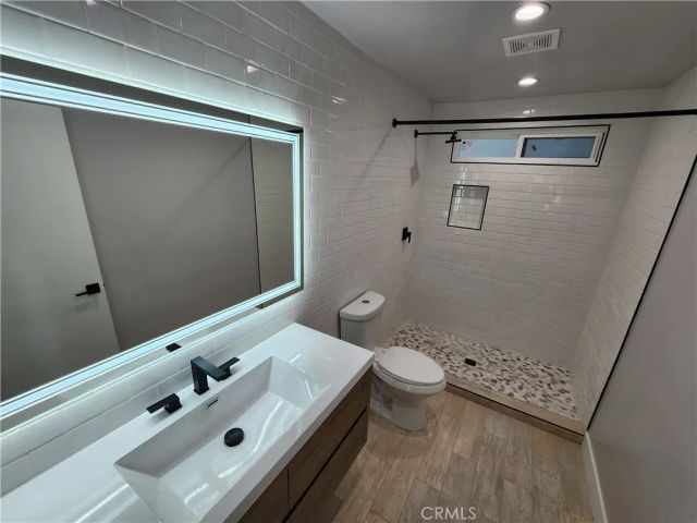 5150 Ithaca, Los Angeles, CA 90032