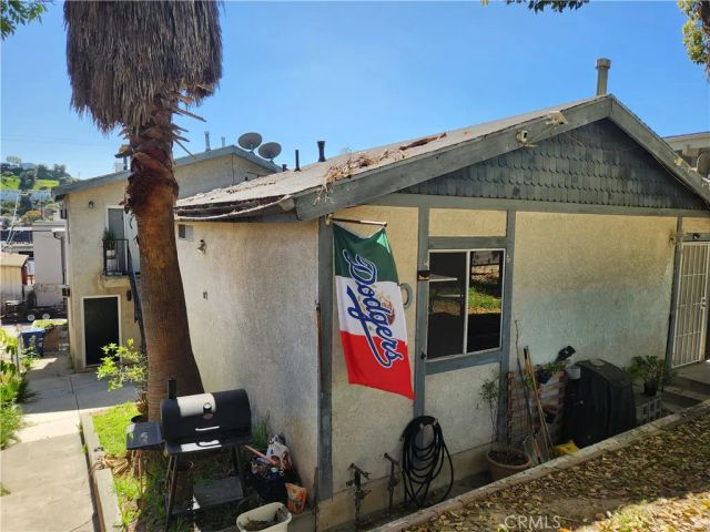 5150 Ithaca, Los Angeles, CA 90032