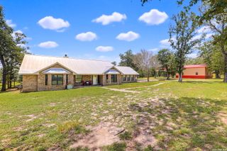 201 Hickory Run, La Vernia, TX 78121