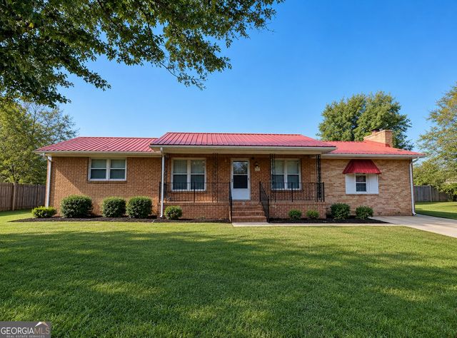 2114 Cheatwood Drive, Oxford, AL 36203