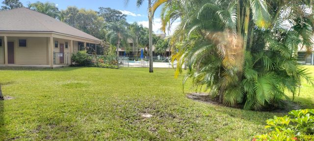 6115 SE Georgetown Place 1006, Hobe Sound, FL 33455