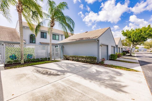 6115 SE Georgetown Place 1006, Hobe Sound, FL 33455