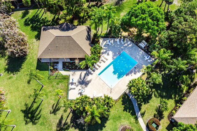 6115 SE Georgetown Place 1006, Hobe Sound, FL 33455