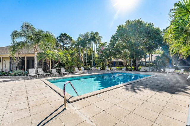 6115 SE Georgetown Place 1006, Hobe Sound, FL 33455