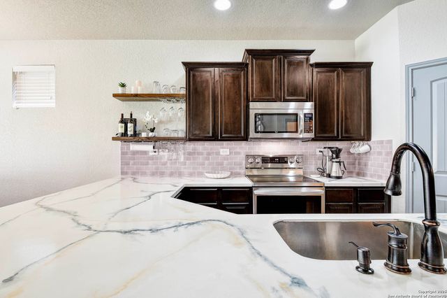 1407 Nicholas Manor, San Antonio, TX 78258