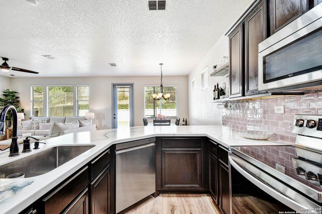 1407 Nicholas Manor, San Antonio, TX 78258