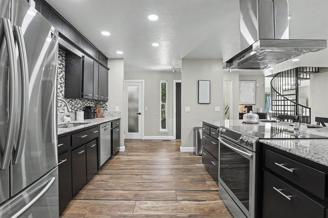 7901 W Lakeshore Drive, Oklahoma City, OK 73132