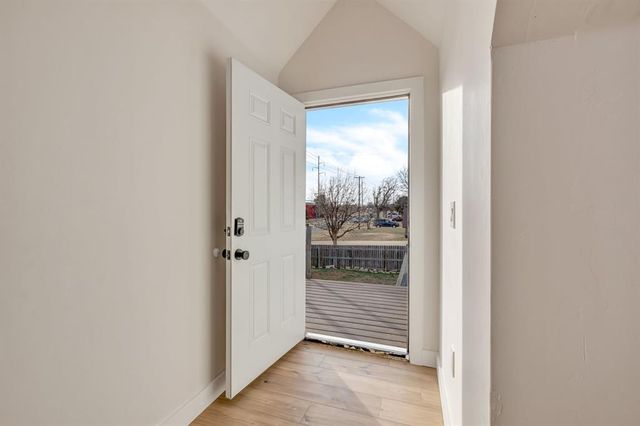 7901 W Lakeshore Drive, Oklahoma City, OK 73132