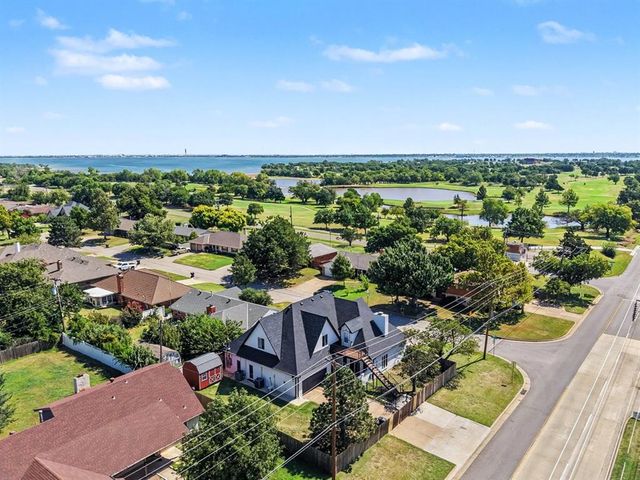 7901 W Lakeshore Drive, Oklahoma City, OK 73132