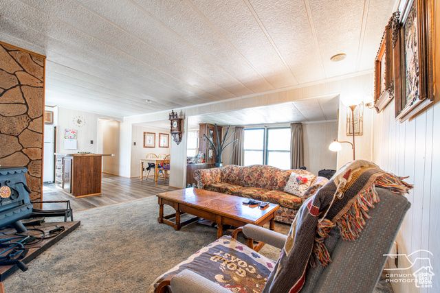 656 N 120 E, Hurricane, UT 84737