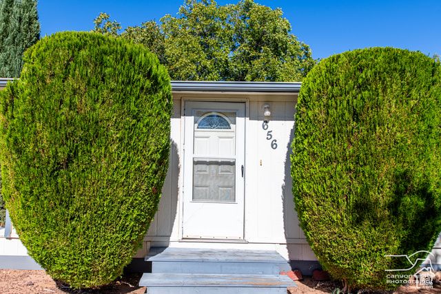 656 N 120 E, Hurricane, UT 84737