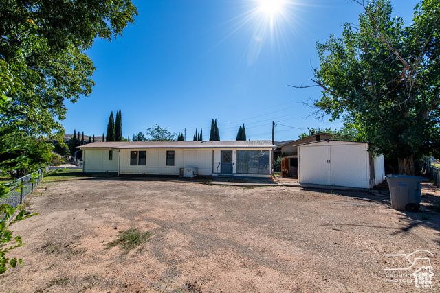 656 N 120 E, Hurricane, UT 84737