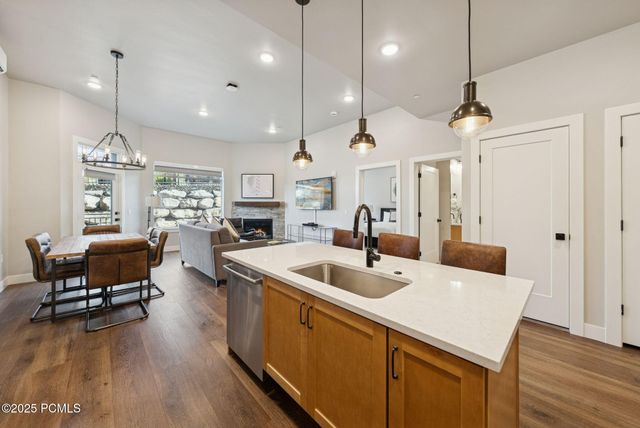 909 W Peace Tree Trail Trail 304, Kamas, UT 84036