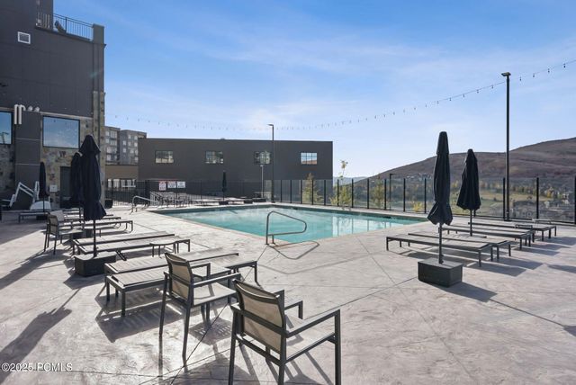 909 W Peace Tree Trail Trail 304, Kamas, UT 84036