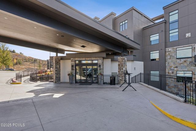 909 W Peace Tree Trail Trail 304, Kamas, UT 84036