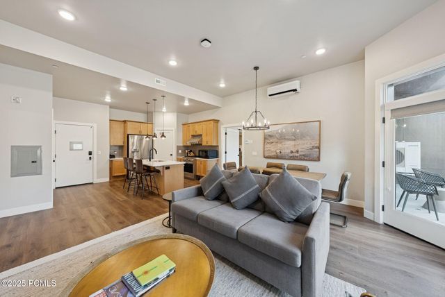 909 W Peace Tree Trail Trail 304, Kamas, UT 84036