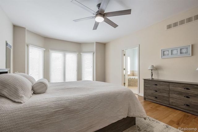 1550 Dakota Court, Oxford, MI 48371