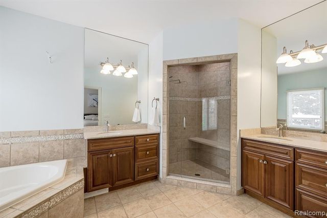 1550 Dakota Court, Oxford, MI 48371