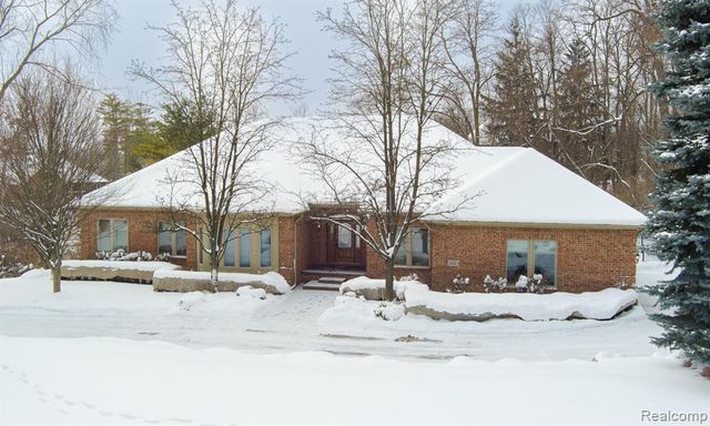 1550 Dakota Court, Oxford, MI 48371