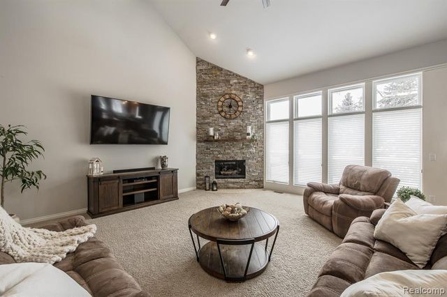 1550 Dakota Court, Oxford, MI 48371