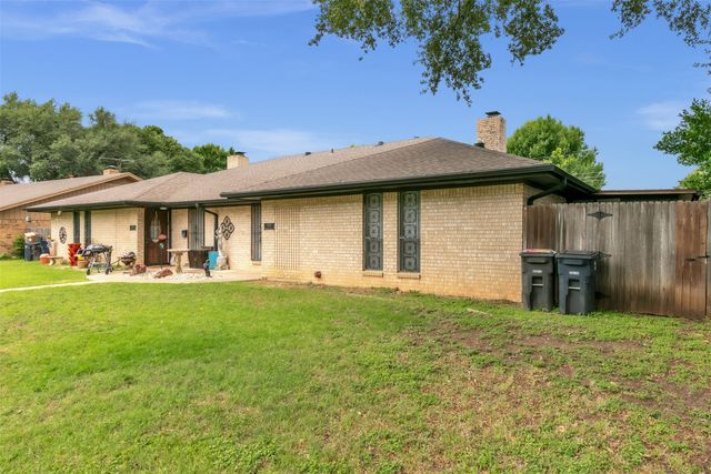 4908 Inverness Avenue, Fort Worth, TX 76132