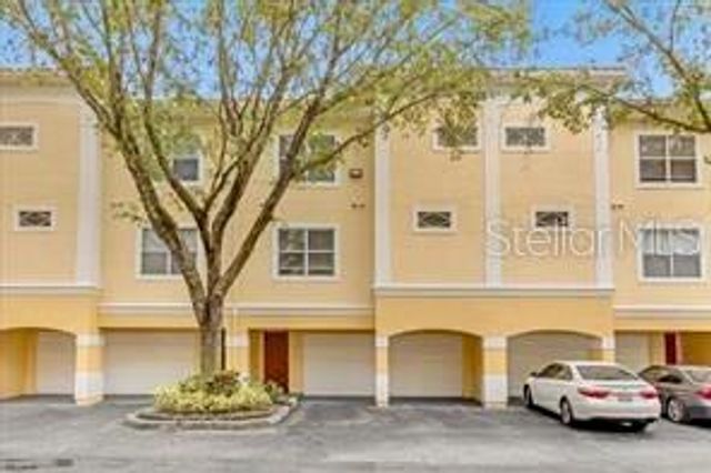 2443 LEGACY LAKE DRIVE 2443, Maitland, FL 32751