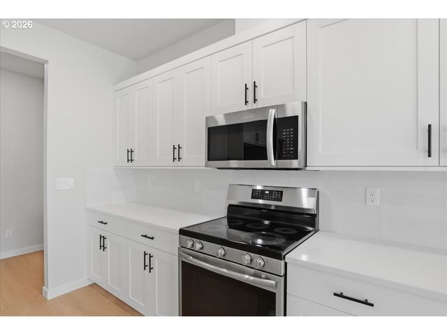 12201 Ne 107TH Way, Vancouver, WA 98682