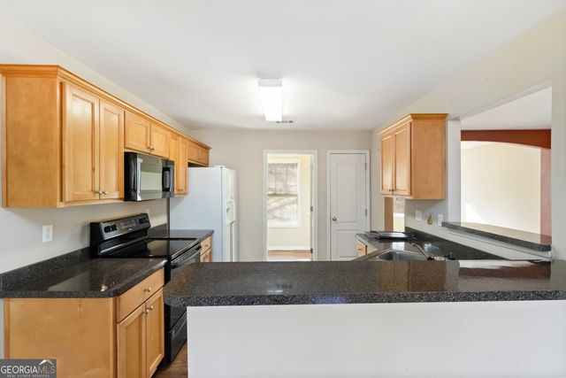 183 Meadow Point, Douglasville, GA 30134