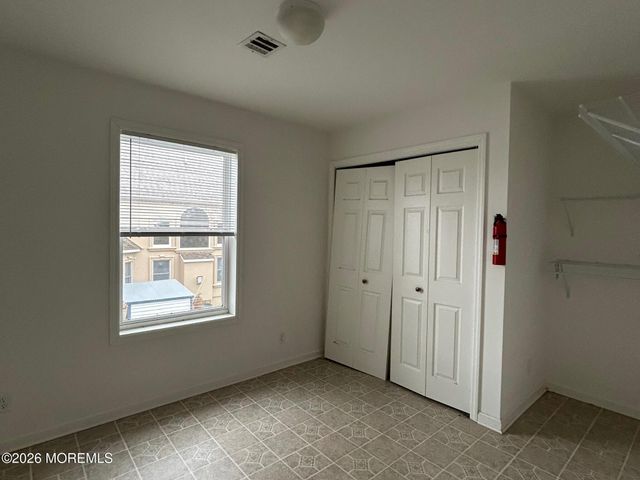 102 Hollyberry Drive, Toms River, NJ 08753