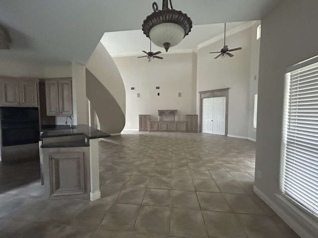 6202 Bourbonais Dr, Corpus Christi, TX 78414