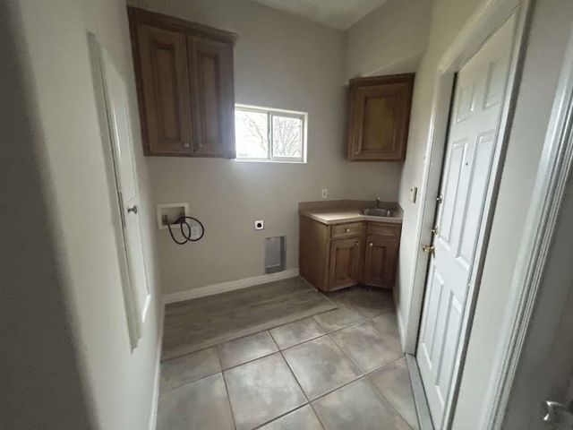 6202 Bourbonais Dr, Corpus Christi, TX 78414