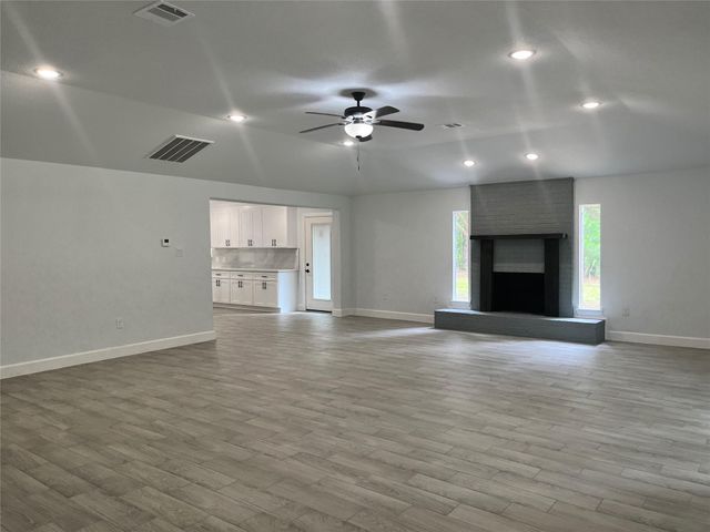 482 Rolling, Livingston, TX 77351